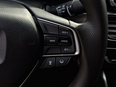 Used 2019 Honda Accord LX image 21