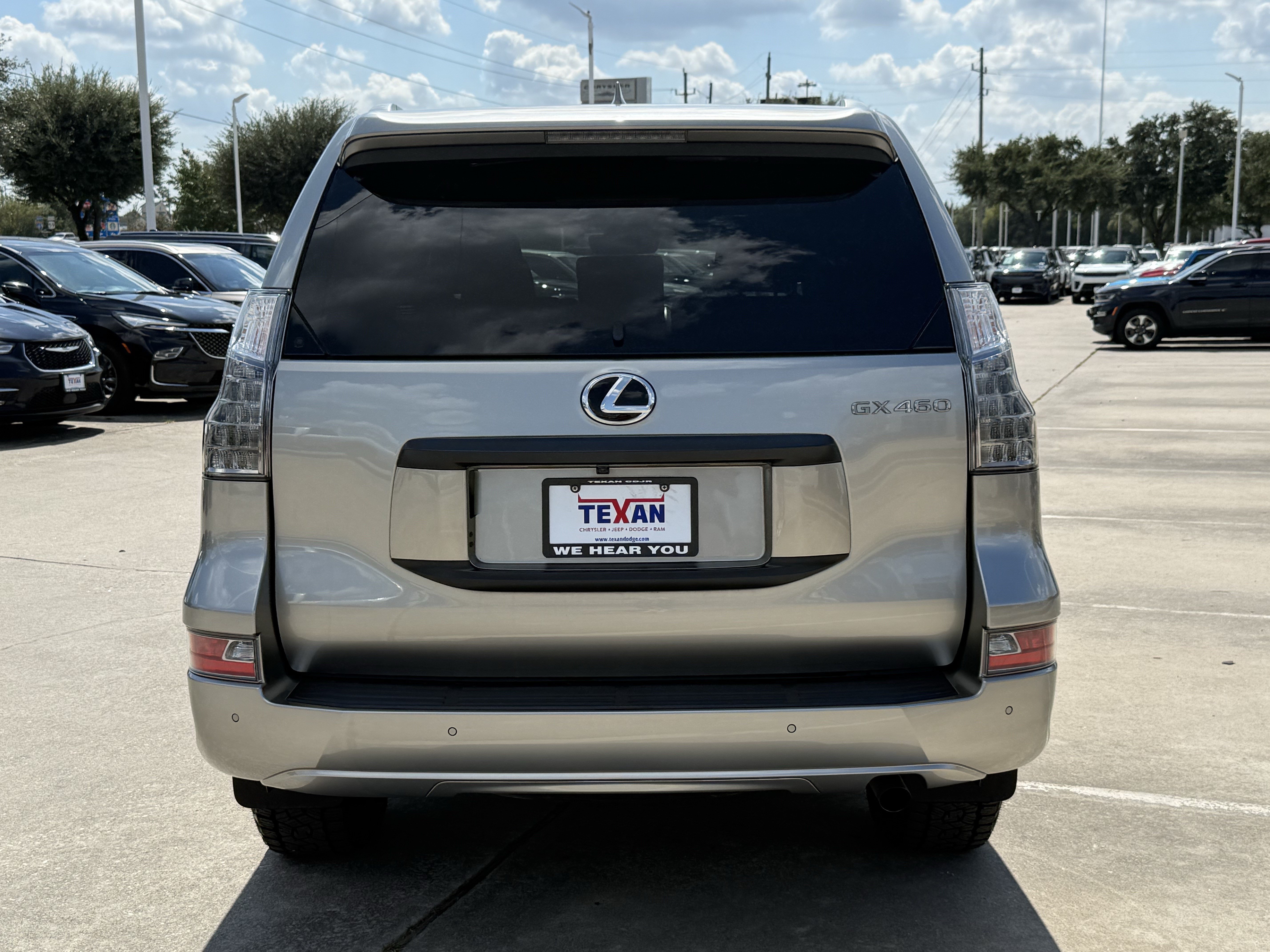 Used 2023 Lexus GX 460 Premium w/ Premium Plus Package AWD/4WD image 6