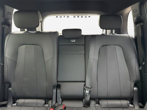 Used 2024 Mercedes-Benz GLB 250 GLB 250 image 16