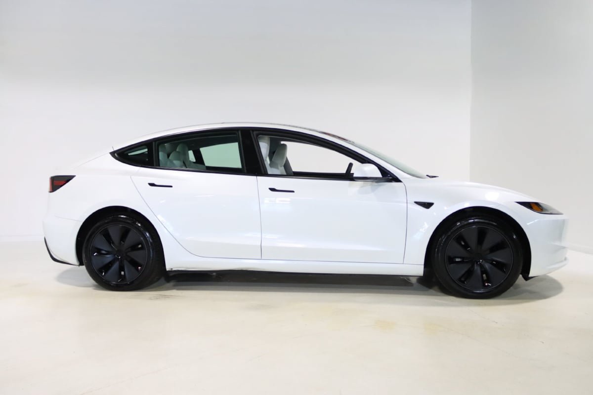 Used 2025 Tesla Model 3 Long Range RWD image 5