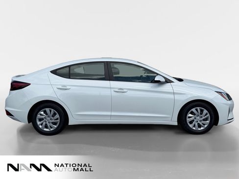Used 2020 Hyundai Elantra SE w/ Cargo Package (C1) FWD image 6