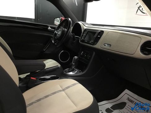 Used 2018 Volkswagen Beetle 2.0T Coast image 37