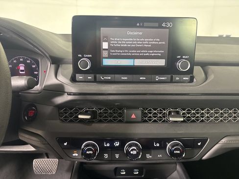 Used 2025 Honda Accord SE image 17