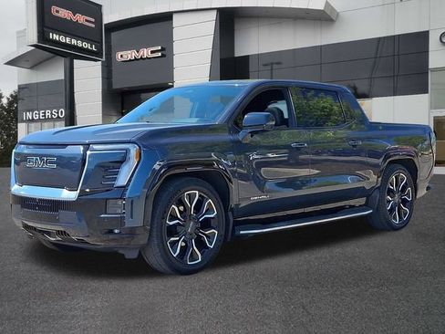 Used 2025 GMC Sierra EV Denali AWD/4WD image 32