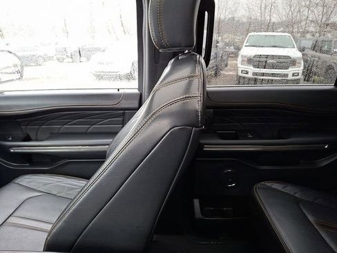 Used 2022 Ford Expedition Platinum AWD/4WD image 22