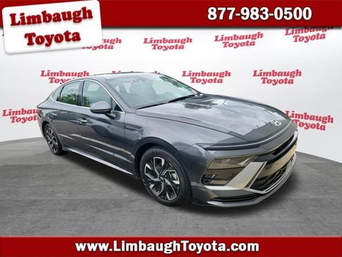 Used 2025 Hyundai Sonata SEL FWD image 1