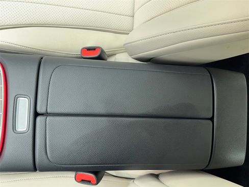 Used 2025 Mercedes-Benz E 350 Sedan w/ Winter Package image 39