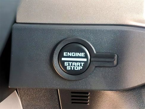 New 2025 Ford Bronco Outer Banks image 12