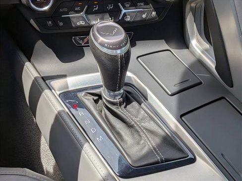 Used 2015 Chevrolet Corvette Stingray Convertible w/ 3LT Preferred Equipment Group RWD image 18