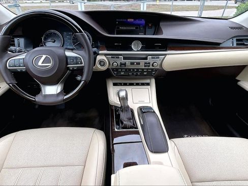 Used 2018 Lexus ES 350 image 15