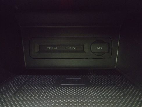 Used 2022 Volkswagen Atlas SEL image 29