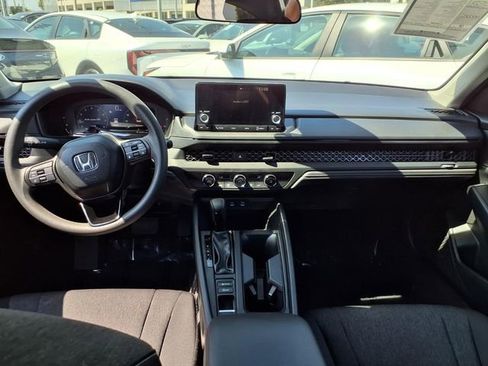 Used 2024 Honda Accord EX image 9