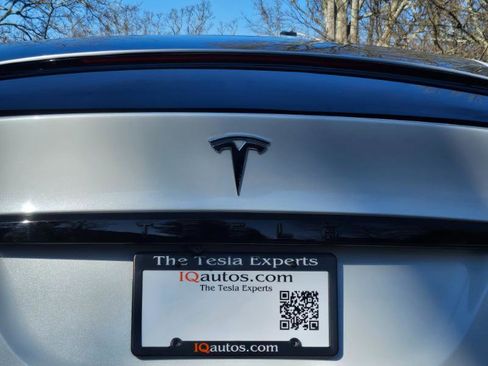 Used 2022 Tesla Model X image 29