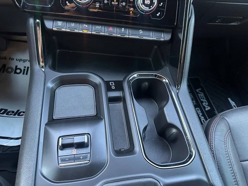 Used 2024 GMC Sierra 2500 AT4 w/ AT4 Premium Plus Package AWD/4WD image 23