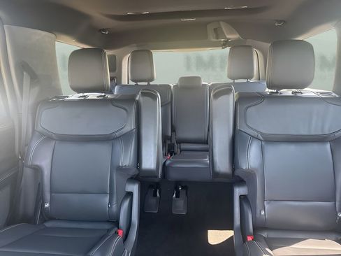 Used 2026 Ford Expedition Platinum w/ Stealth Appearance Package image 12