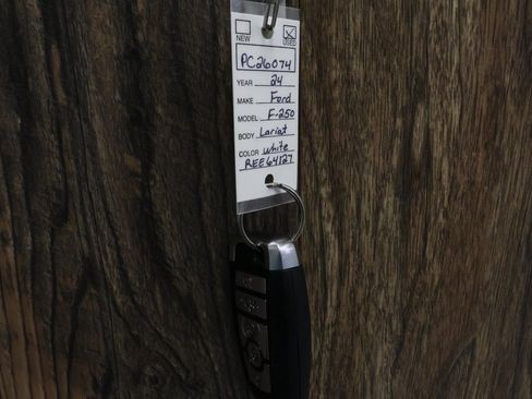 Used 2024 Ford F250 Lariat w/ Lariat Ultimate Package image 41