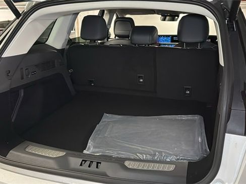 New 2026 Lincoln Nautilus Premier w/ Equipment Group 102A image 14