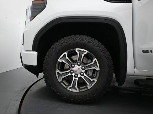Used 2023 GMC Sierra 1500 Pro w/ Graphite Edition AWD/4WD image 8