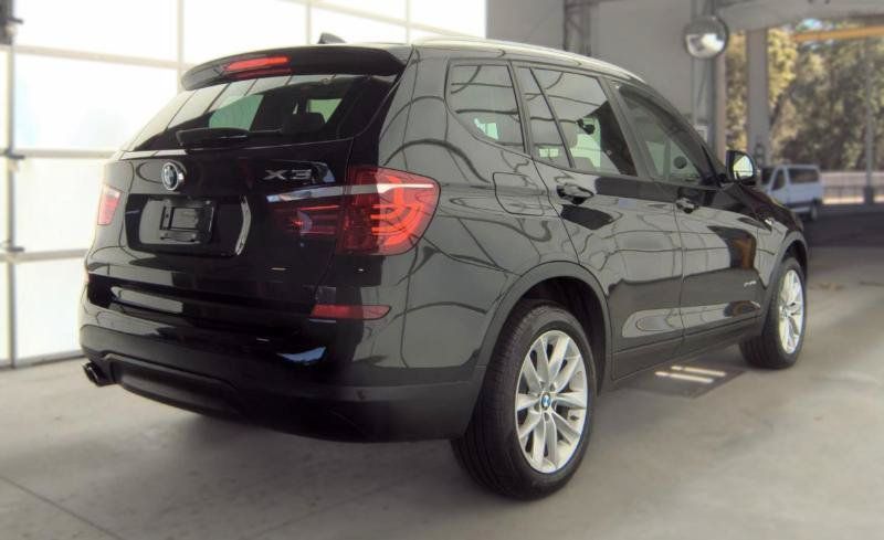 Used 2017 BMW X3 xDrive28i w/ Technology Package AWD/4WD image 5