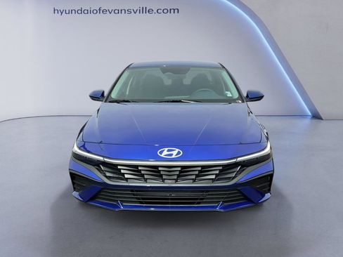 New 2026 Hyundai Elantra SE image 1