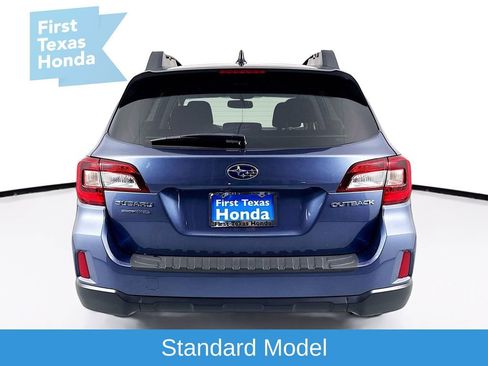 Used 2016 Subaru Outback 2.5i Premium image 6