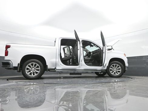 Used 2023 Chevrolet Silverado 1500 LTZ w/ LTZ Premium Package image 57