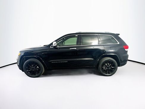 Used 2018 Jeep Grand Cherokee Overland RWD image 4