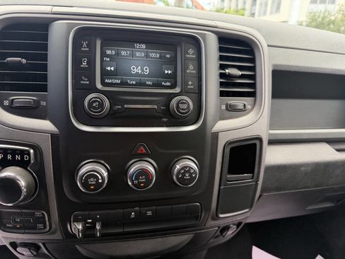 Used 2019 RAM 1500 Express w/ Express Value Package AWD/4WD image 17