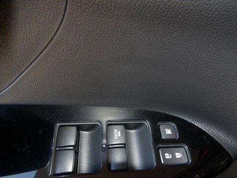 New 2026 Mitsubishi Eclipse Cross LE image 17