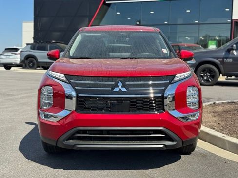 New 2026 Mitsubishi Outlander ES FWD image 6