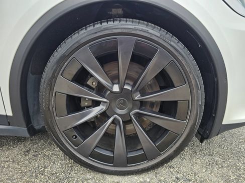 Used 2022 Tesla Model X AWD/4WD image 31