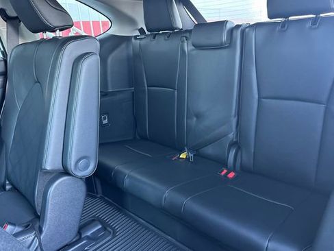 Certified 2026 Toyota Highlander Platinum image 20