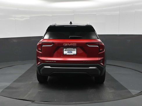 Used 2026 GMC Terrain Elevation w/ Elevation Premium Package FWD image 8