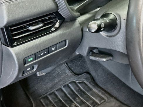Used 2021 Nissan Sentra SV FWD image 16