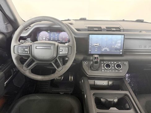 Used 2023 Land Rover Defender 110 V8 AWD/4WD image 66
