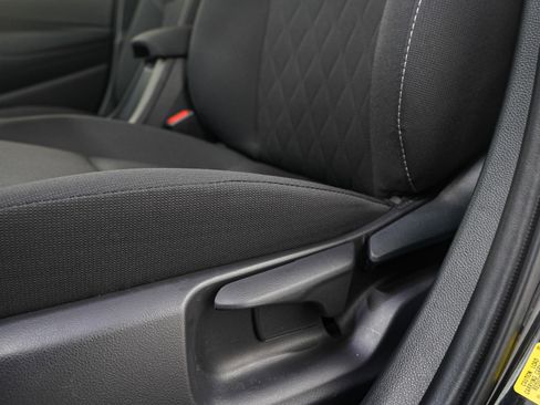 Used 2026 Toyota Corolla LE image 19