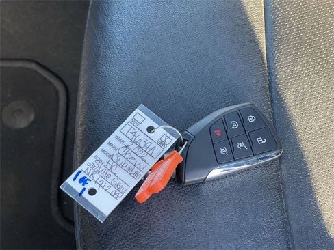 Certified 2022 Chevrolet Suburban High Country image 36