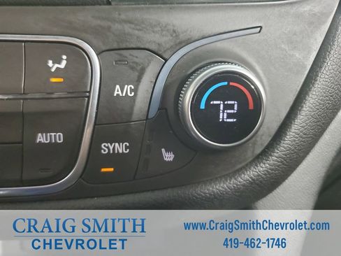 Used 2018 Chevrolet Equinox LT image 28