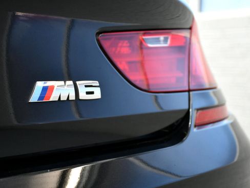 Used 2013 BMW M6 Coupe image 11
