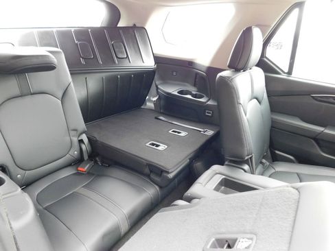 Certified 2023 Honda Pilot Touring image 5