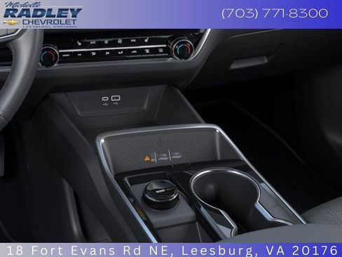 New 2026 Chevrolet Equinox LT w/ Convenience Package II image 25