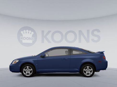 Used 2008 Chevrolet Cobalt LT FWD image 2