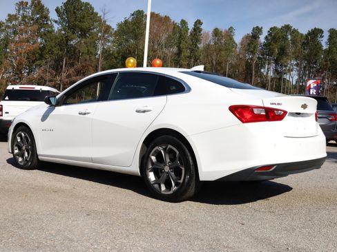 Used 2024 Chevrolet Malibu LT image 19