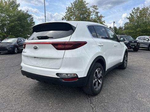 Used 2020 Kia Sportage LX AWD/4WD image 4