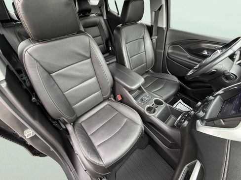 Used 2021 GMC Terrain SLT w/ Elevation Edition FWD image 15