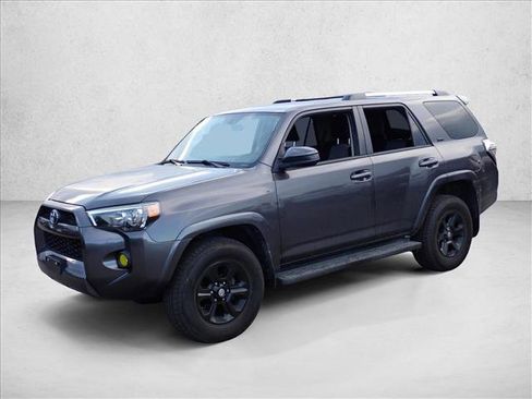 Used 2019 Toyota 4Runner SR5 AWD/4WD image 6