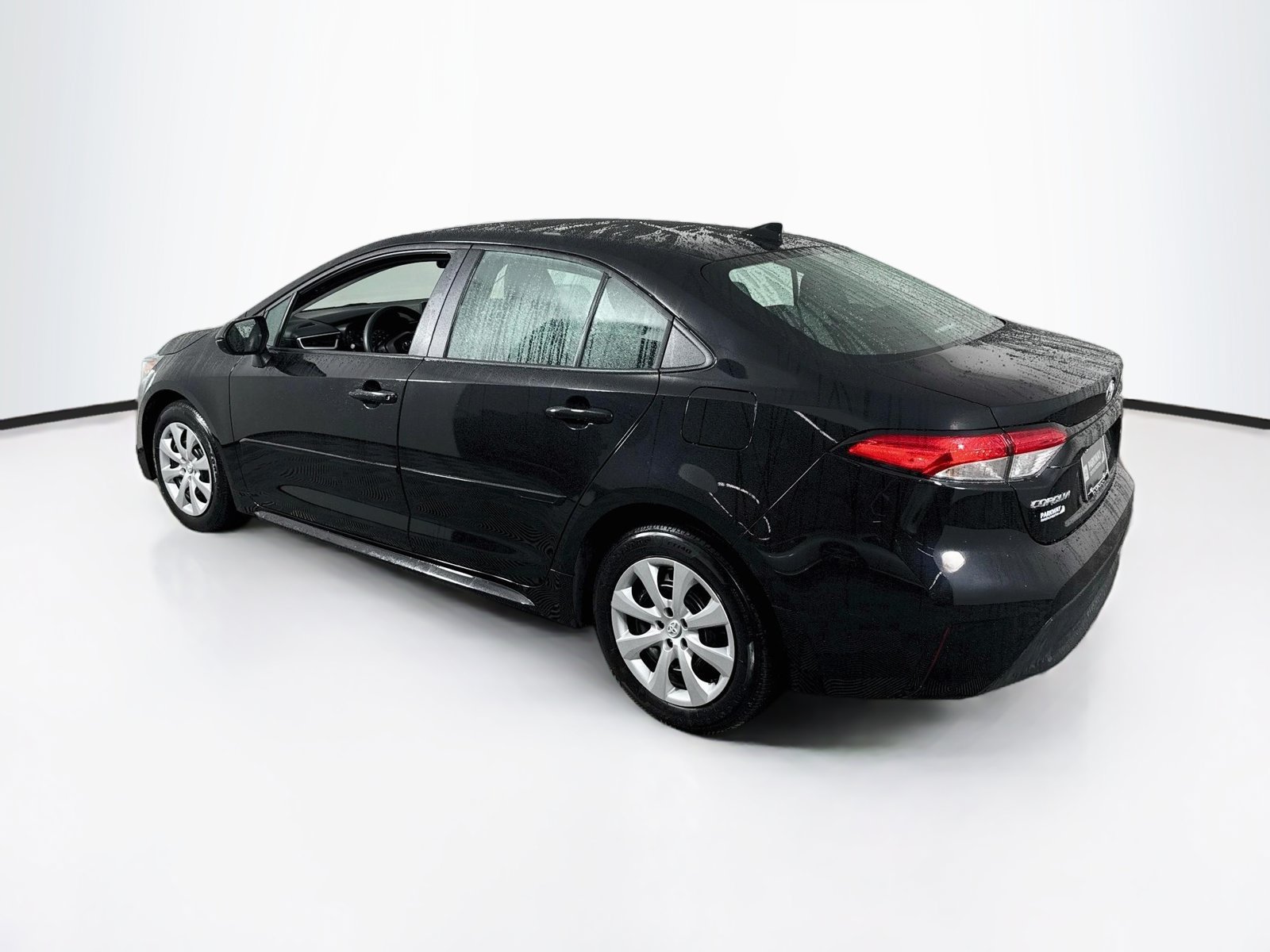 Certified 2024 Toyota Corolla LE FWD image 5