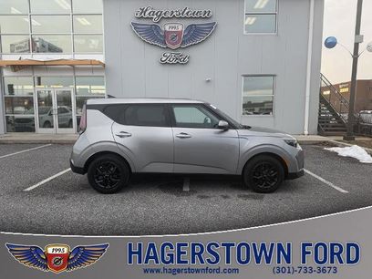 Used 2024 Kia Soul LX w/ Option Group 015