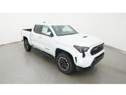 New 2025 Toyota Tacoma TRD Sport image 13