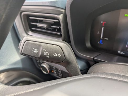 New 2025 Ford Maverick XL image 30